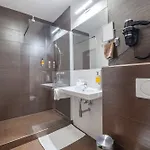 プレミアム ビジネス 4*