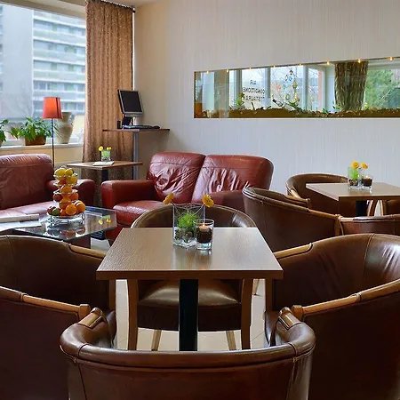 Premium Business فندق