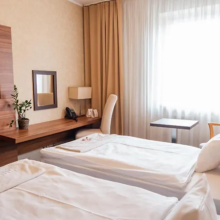 Premium Business فندق