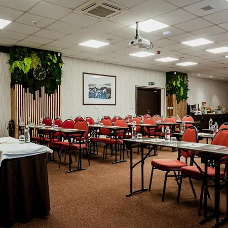 Premium Business فندق 4*