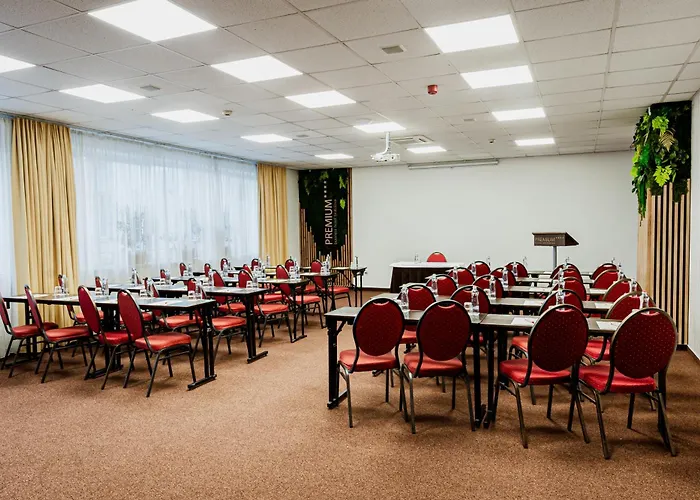 Hotel Premium Business 4*